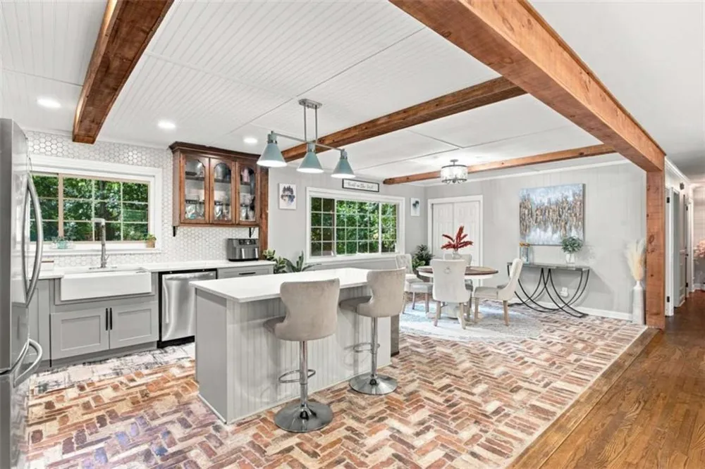613 Holly Drive S Gainesville, GA 30501