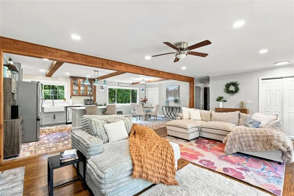 613 Holly Drive S Gainesville, GA 30501