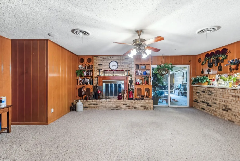 6400 Chapman Drive Greenville, TX 75402