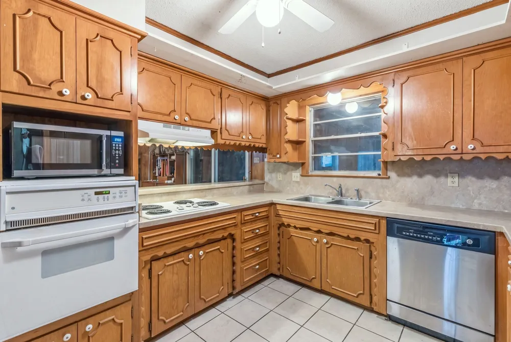 6400 Chapman Drive Greenville, TX 75402