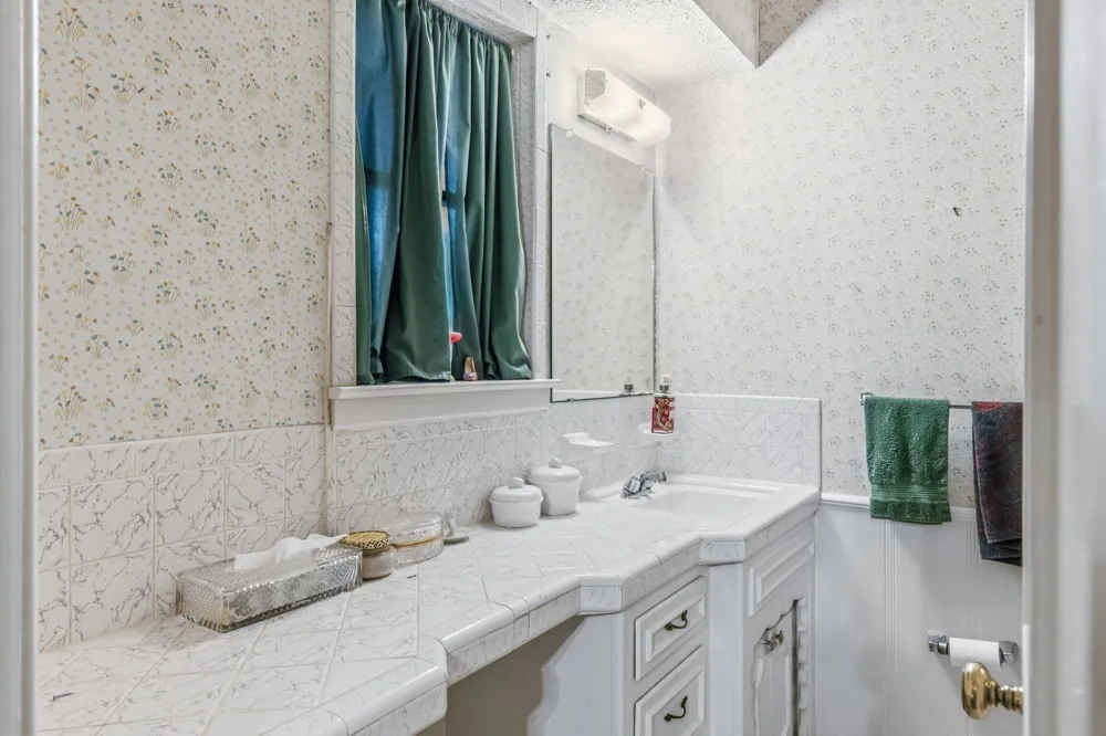 6400 Chapman Drive Greenville, TX 75402