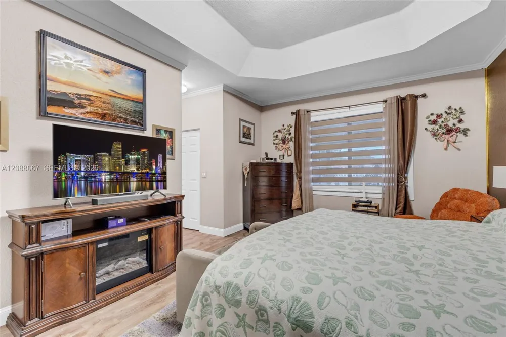 3985 NE 15th St Homestead, FL 33033