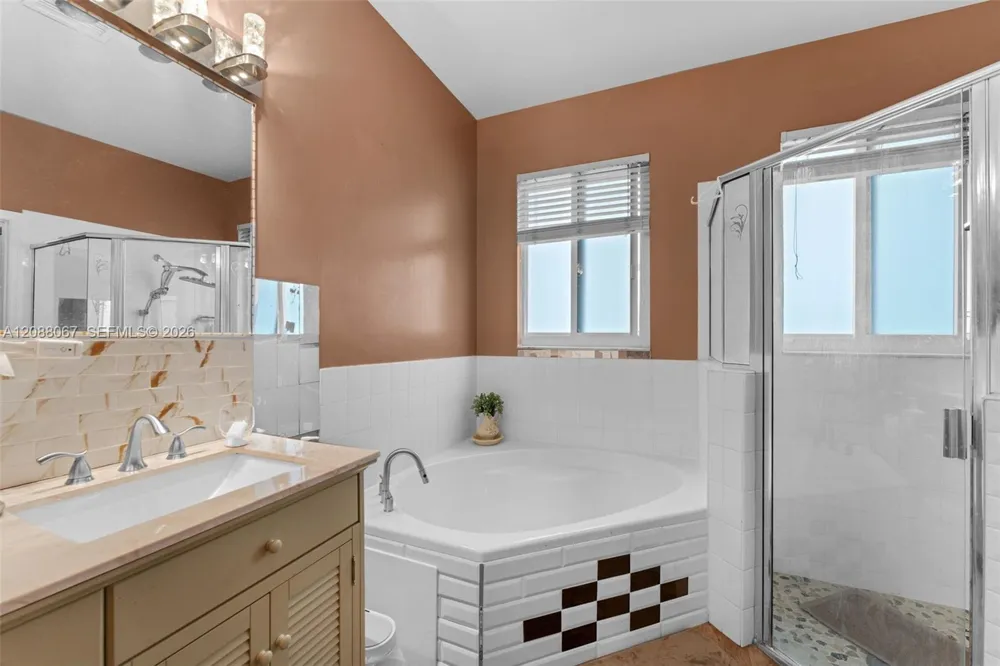 3985 NE 15th St Homestead, FL 33033