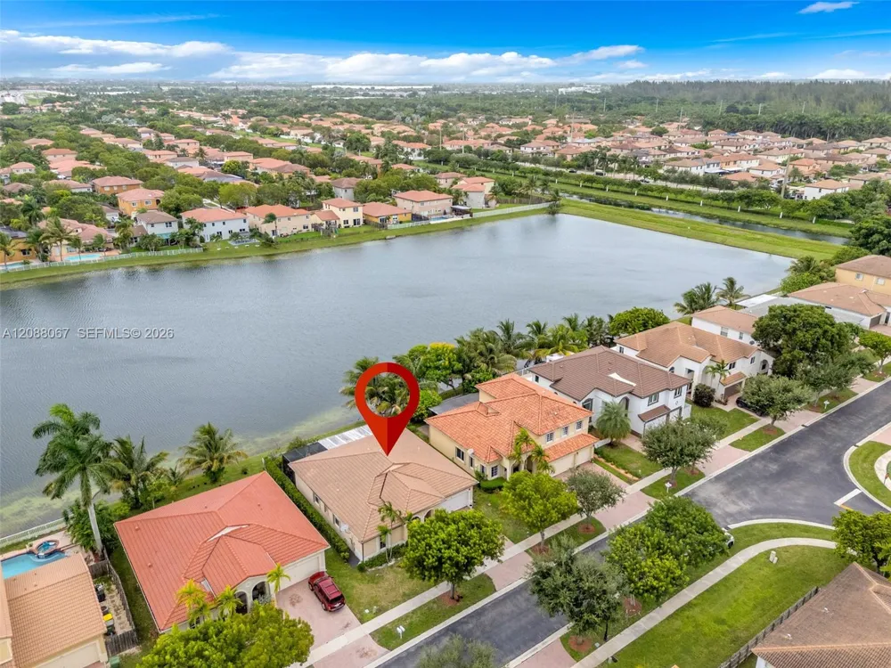 3985 NE 15th St Homestead, FL 33033