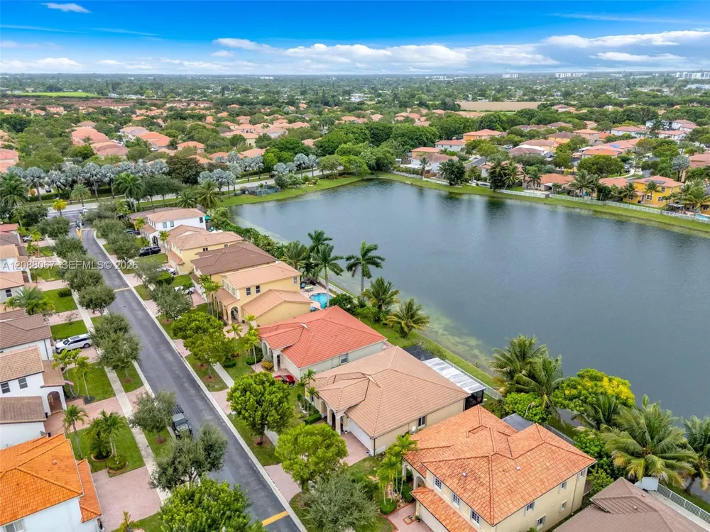 3985 NE 15th St Homestead, FL 33033