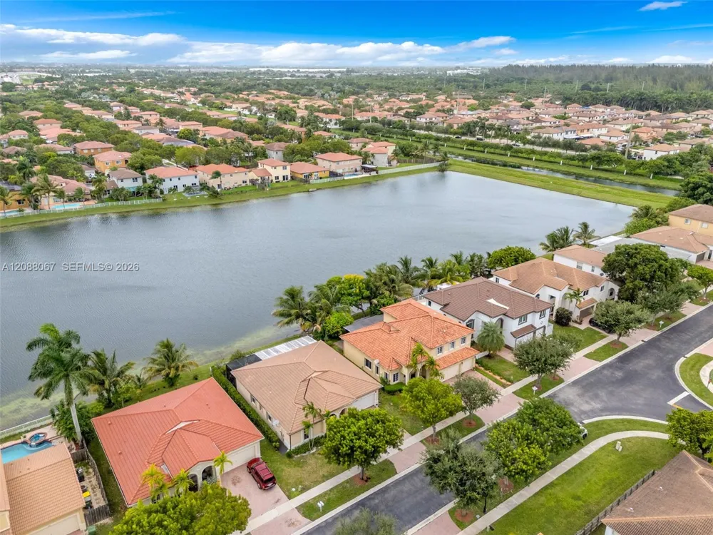 3985 NE 15th St Homestead, FL 33033