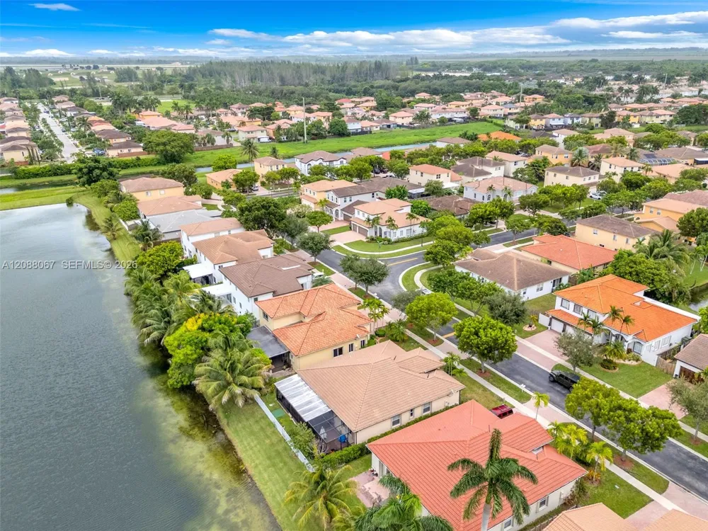 3985 NE 15th St Homestead, FL 33033