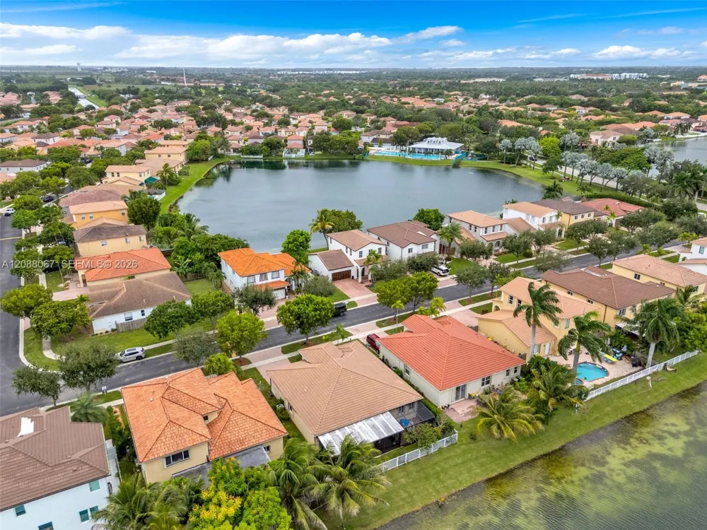 3985 NE 15th St Homestead, FL 33033