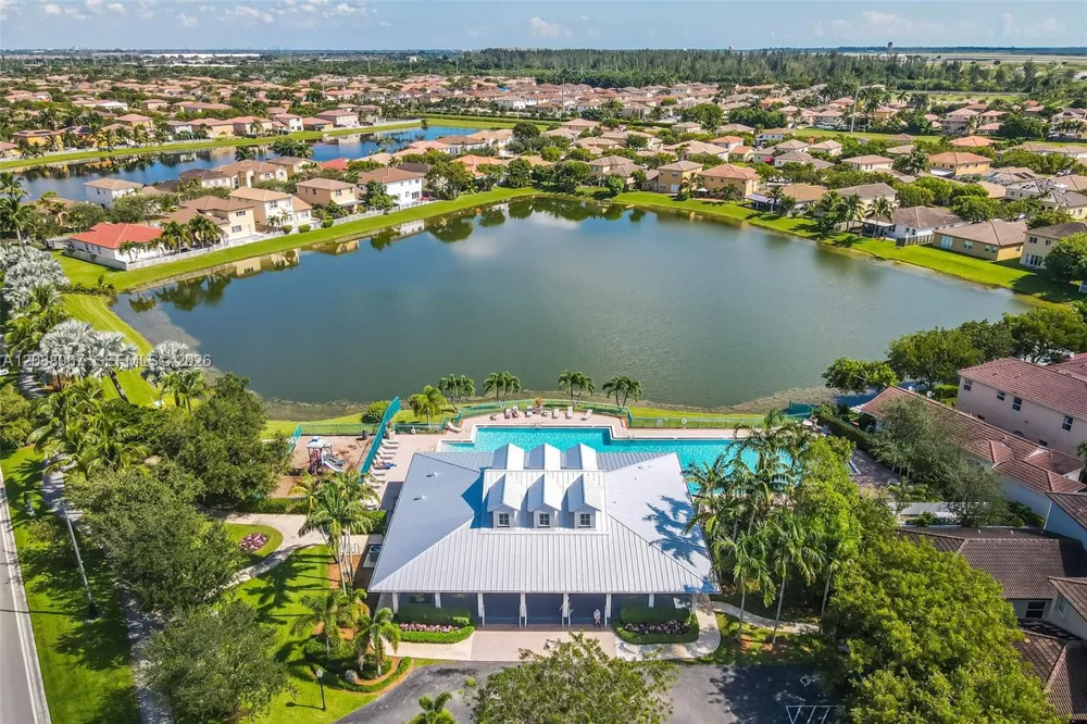 3985 NE 15th St Homestead, FL 33033