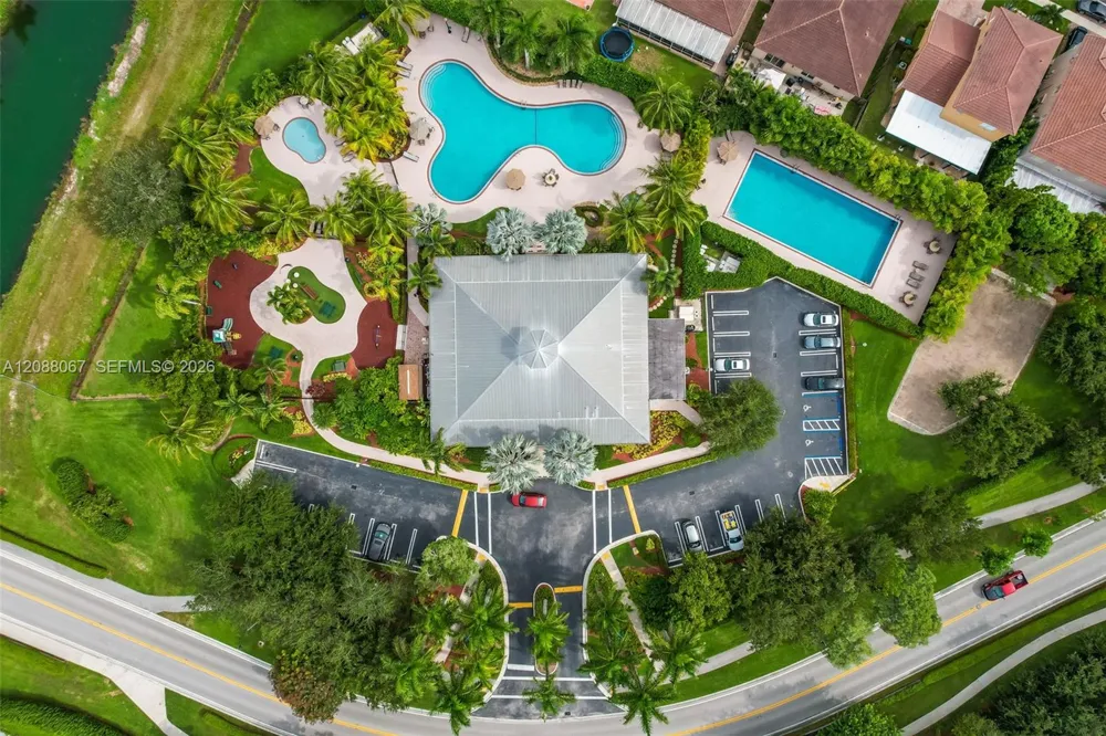 3985 NE 15th St Homestead, FL 33033