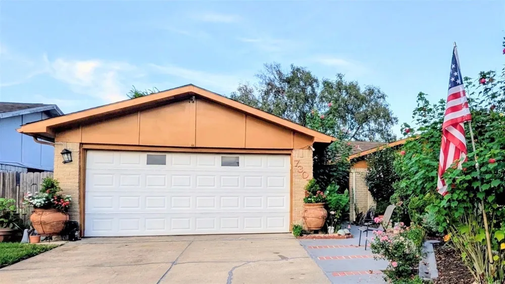 7307 La Granada Drive Houston, TX 77083