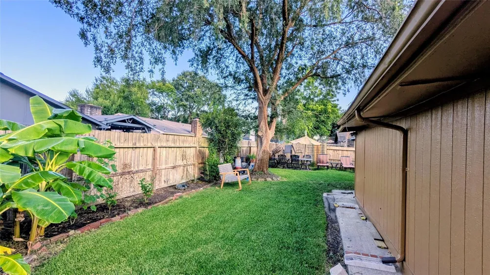 7307 La Granada Drive Houston, TX 77083