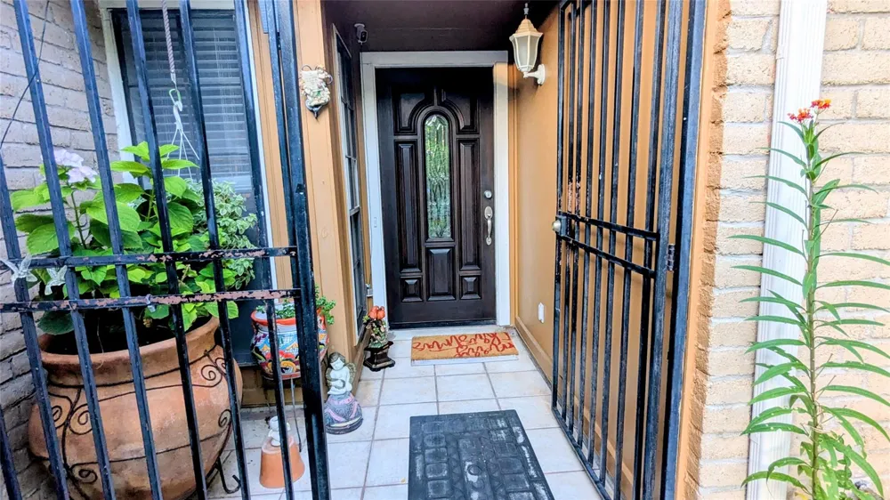 7307 La Granada Drive Houston, TX 77083