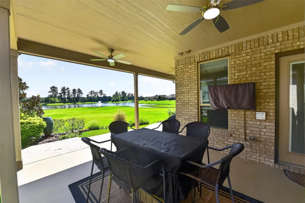 392 Connemara Drive Spring, TX 77382