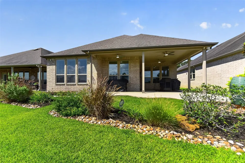 392 Connemara Drive Spring, TX 77382