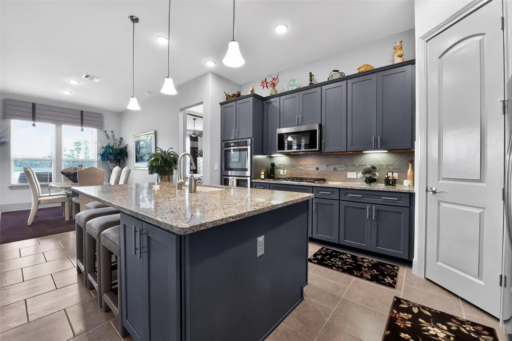 392 Connemara Drive Spring, TX 77382