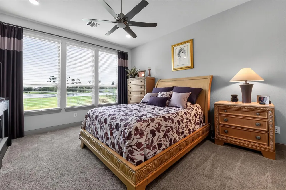 392 Connemara Drive Spring, TX 77382