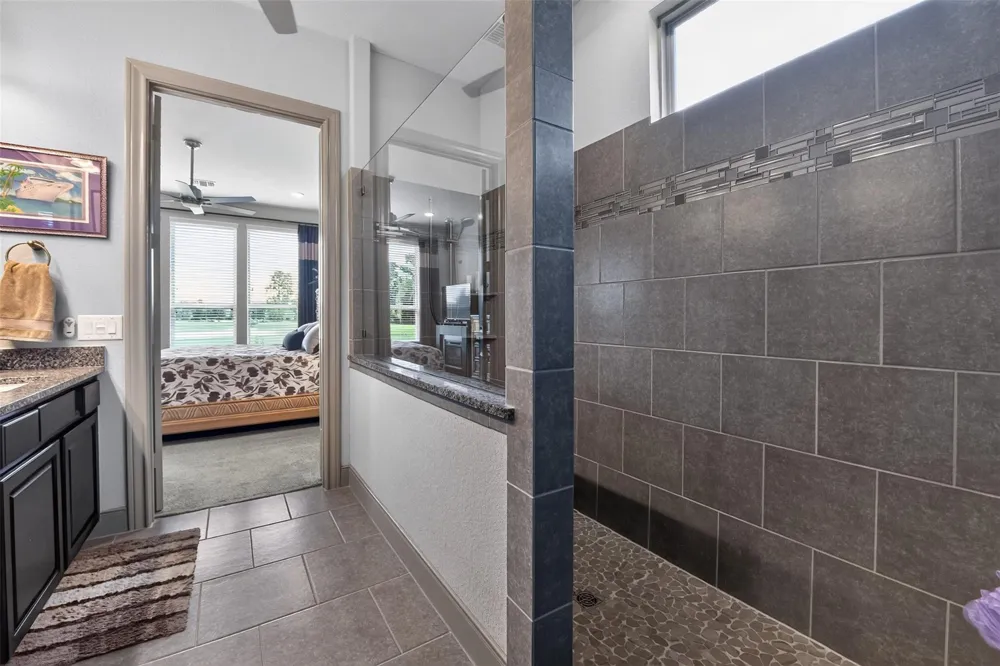 392 Connemara Drive Spring, TX 77382