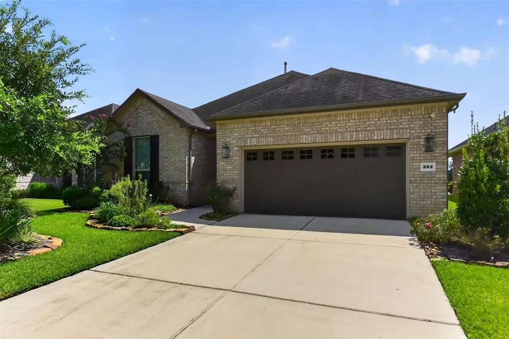 392 Connemara Drive Spring, TX 77382