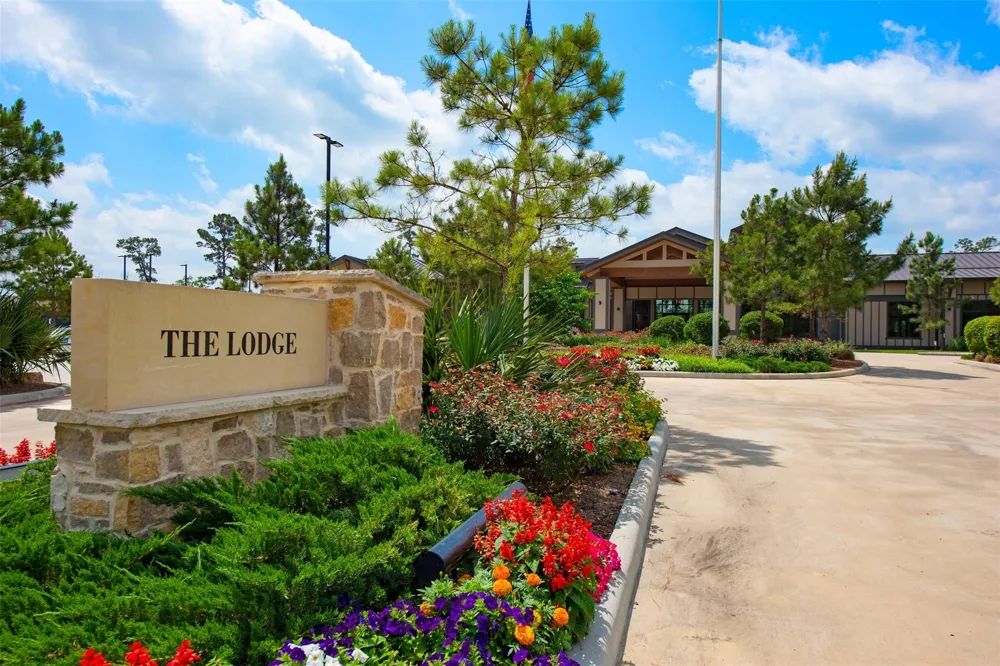 392 Connemara Drive Spring, TX 77382