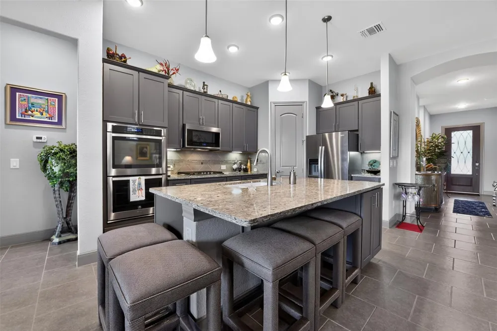 392 Connemara Drive Spring, TX 77382