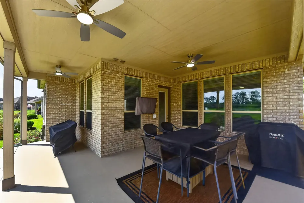 392 Connemara Drive Spring, TX 77382