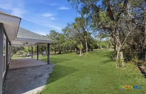 1172 Johnson Rd Canyon Lake, TX 78133
