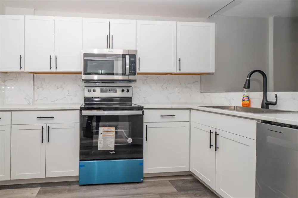 119 ROYAL PARK DRIVE #4H Oakland Park, FL 33309
