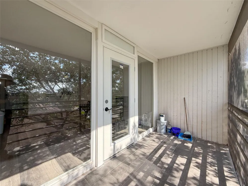 119 ROYAL PARK DRIVE #4H Oakland Park, FL 33309
