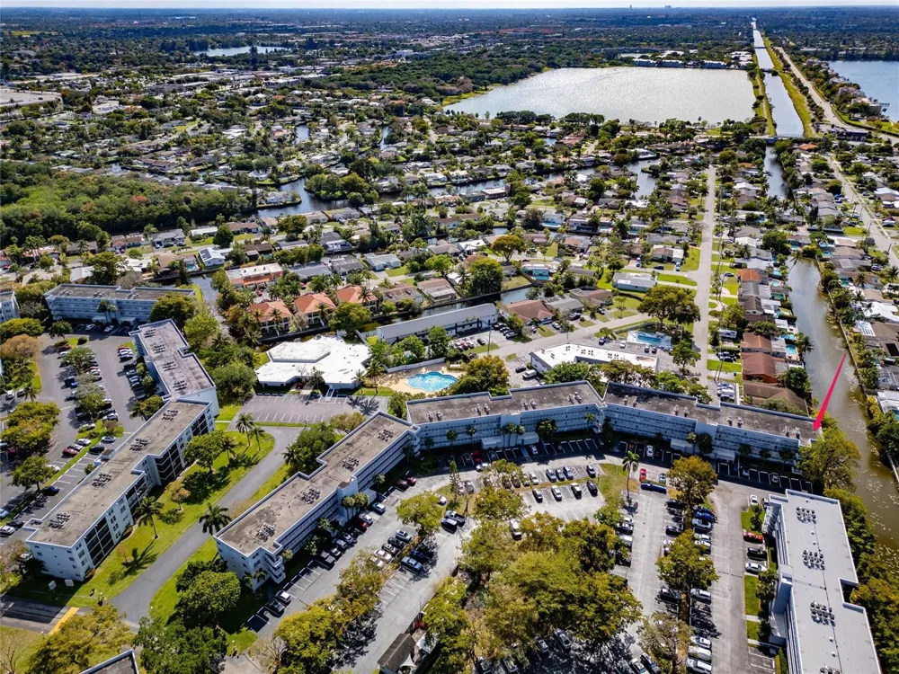 119 ROYAL PARK DRIVE #4H Oakland Park, FL 33309