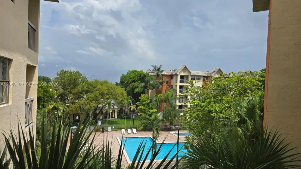 8180 Geneva Ct #419 Doral, FL 33166