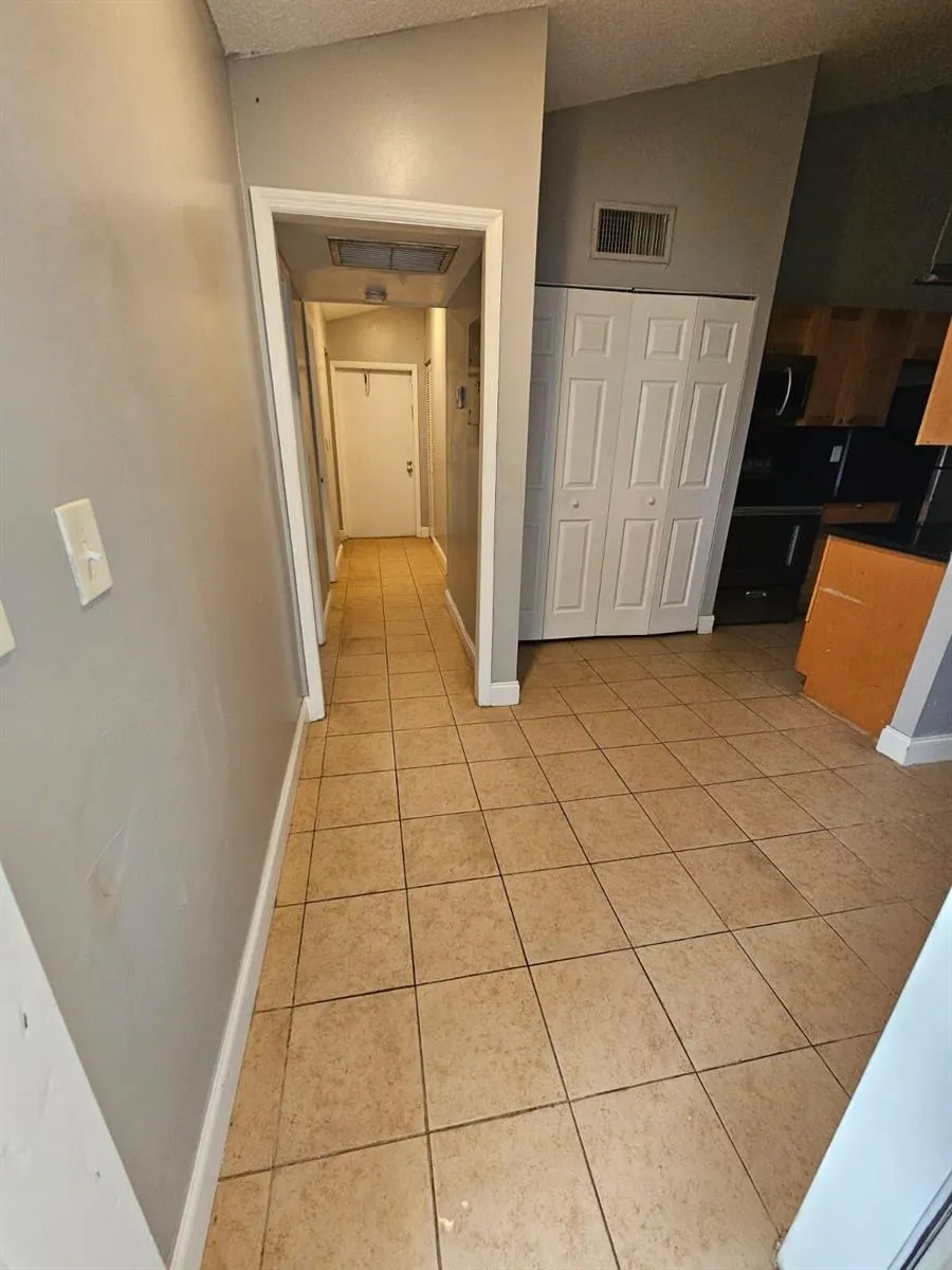 4552 NW 185TH STREET Miami Gardens, FL 33055