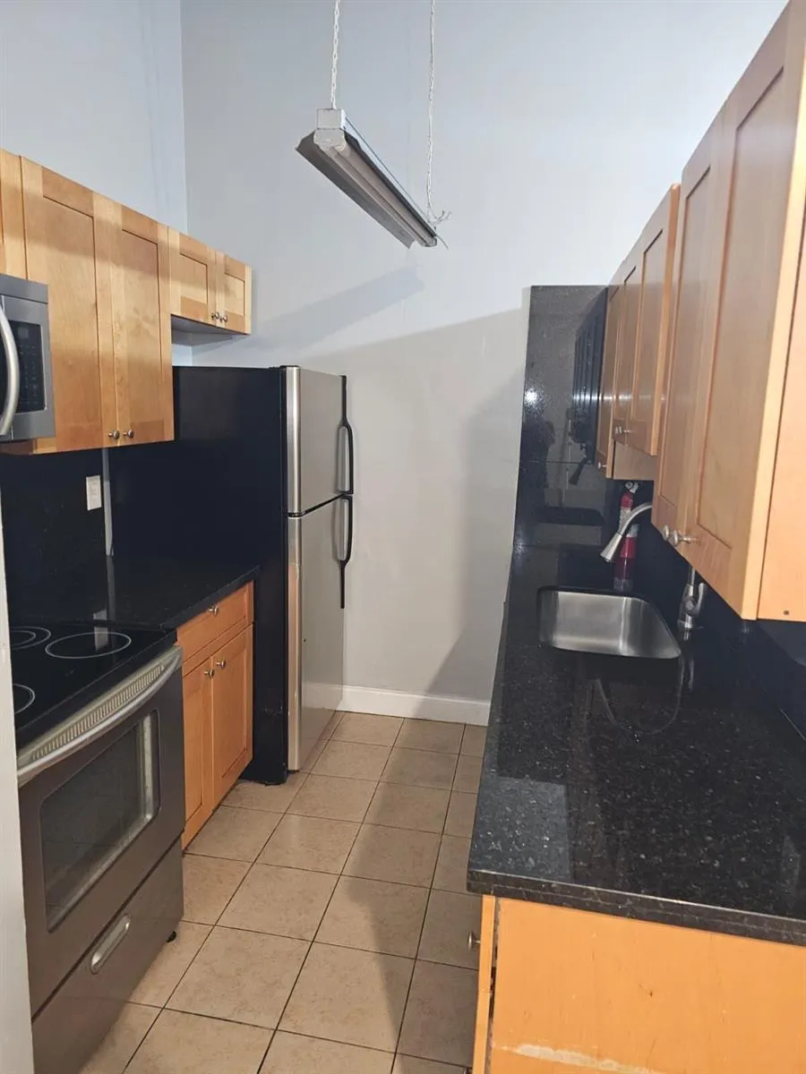 4552 NW 185TH STREET Miami Gardens, FL 33055