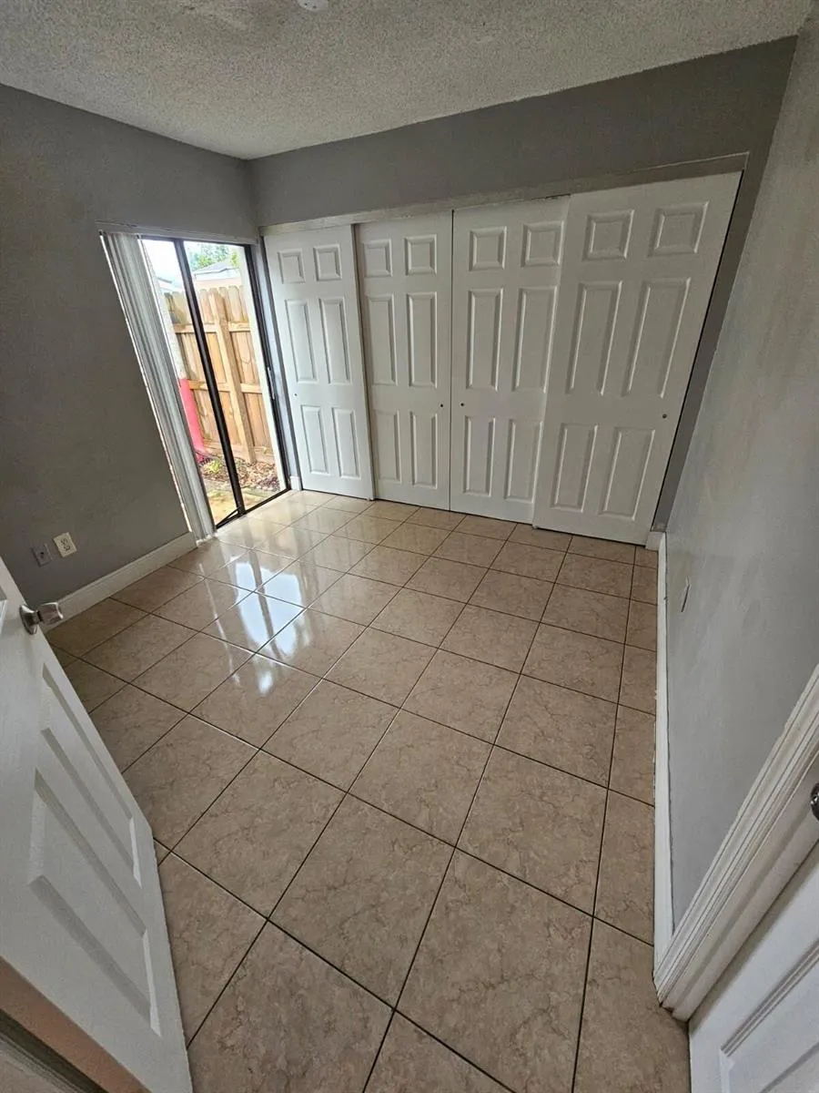 4552 NW 185TH STREET Miami Gardens, FL 33055