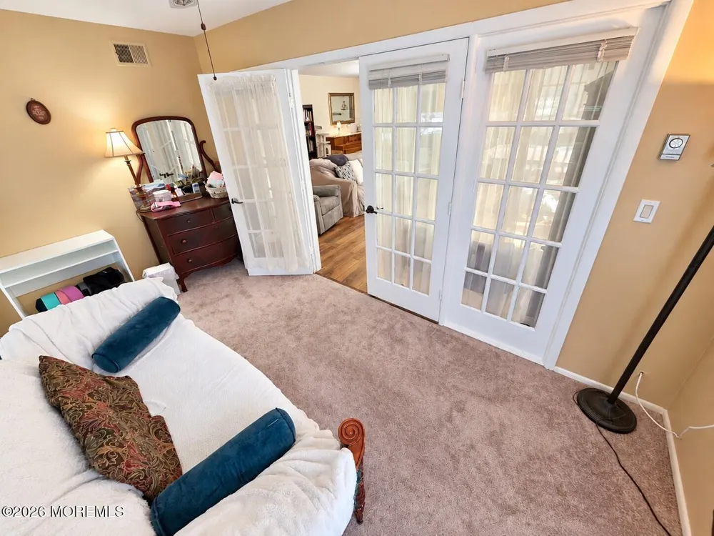 915 Liverpool Circle Manchester, NJ 08759