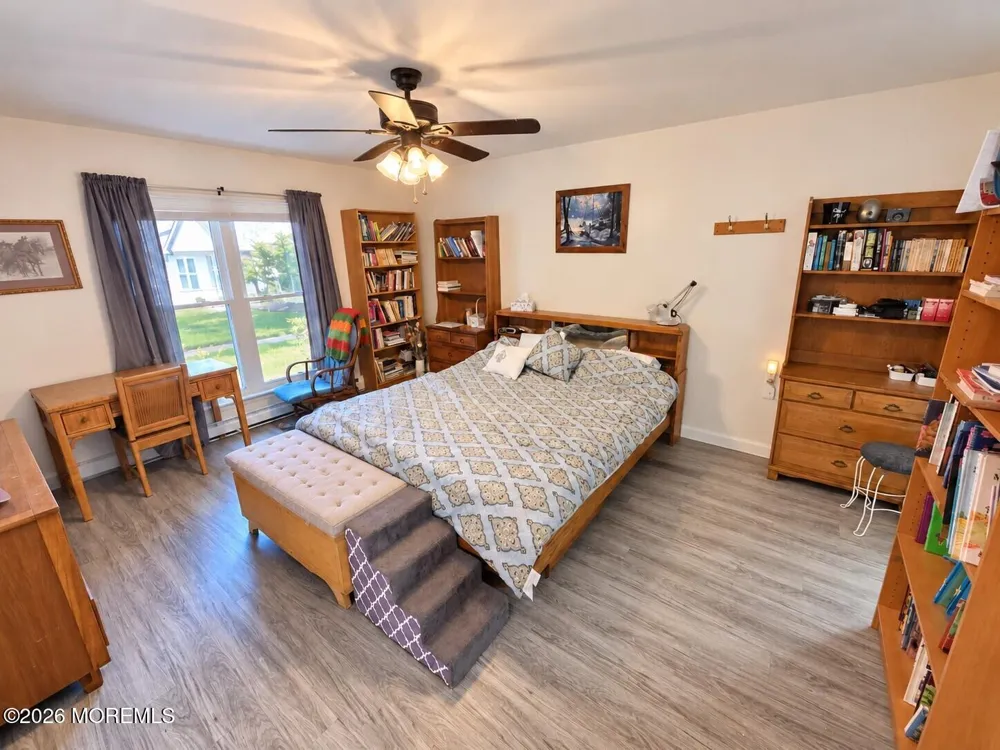 915 Liverpool Circle Manchester, NJ 08759