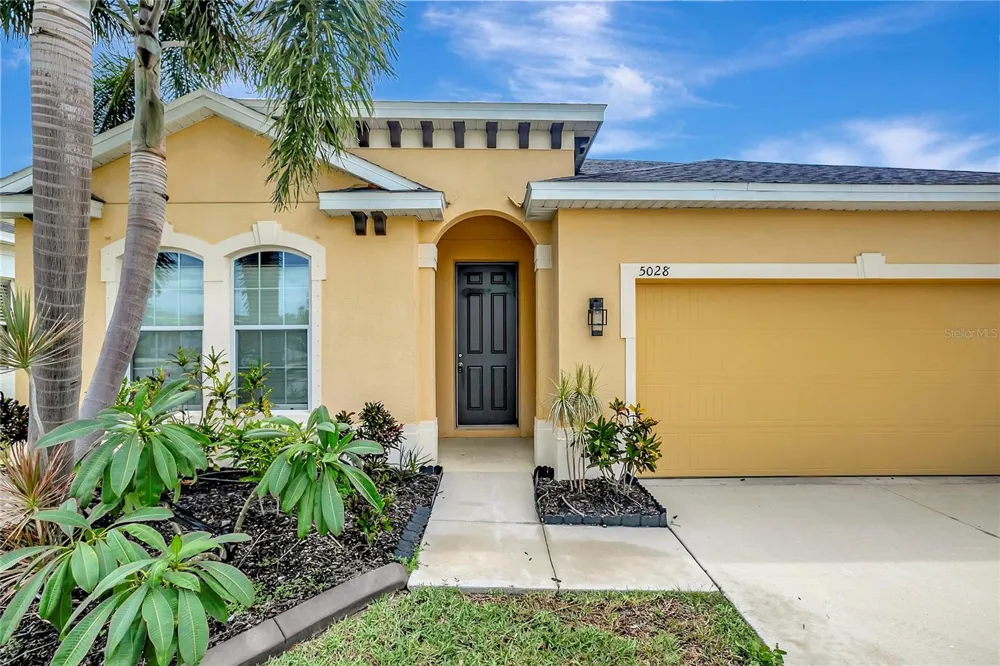 5028 INSHORE LANDING DRIVE Apollo Beach, FL 33572