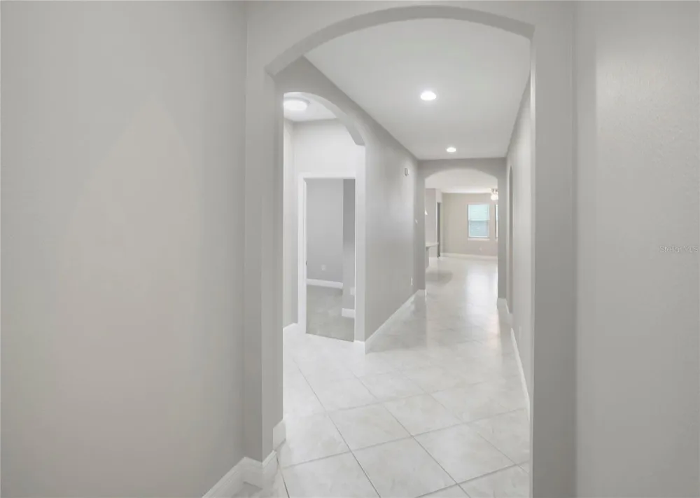 5028 INSHORE LANDING DRIVE Apollo Beach, FL 33572