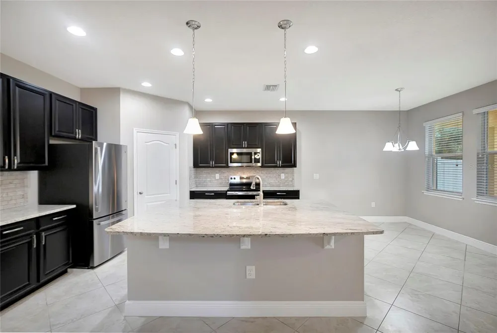 5028 INSHORE LANDING DRIVE Apollo Beach, FL 33572