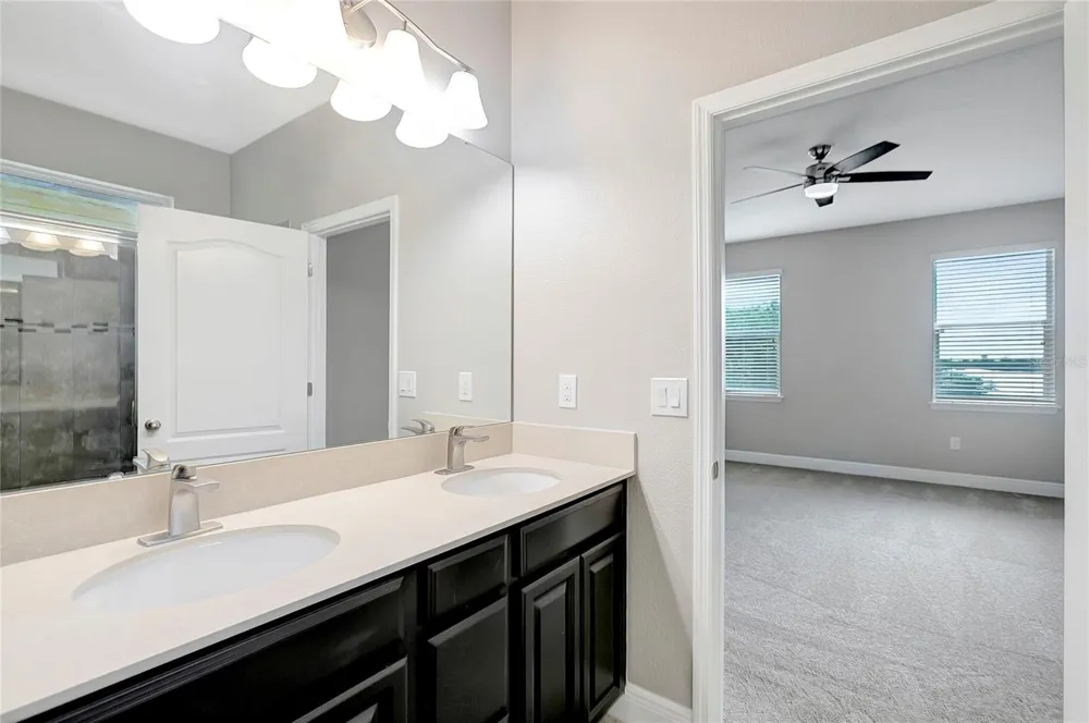 5028 INSHORE LANDING DRIVE Apollo Beach, FL 33572