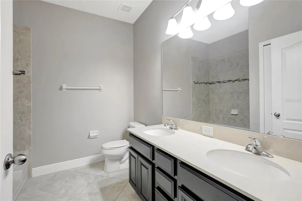 5028 INSHORE LANDING DRIVE Apollo Beach, FL 33572