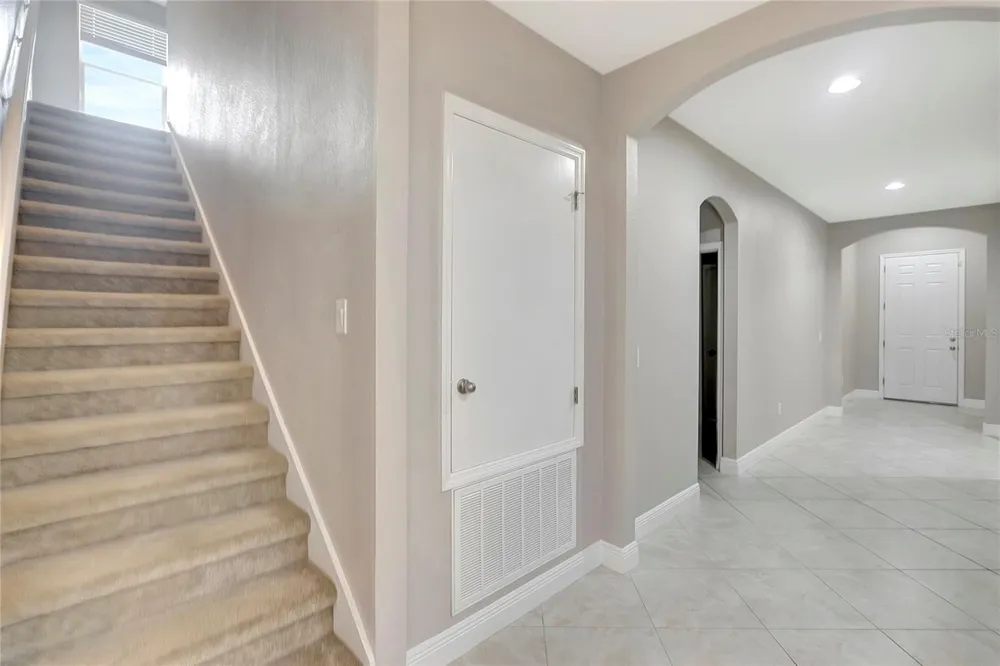5028 INSHORE LANDING DRIVE Apollo Beach, FL 33572