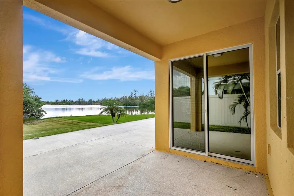 5028 INSHORE LANDING DRIVE Apollo Beach, FL 33572