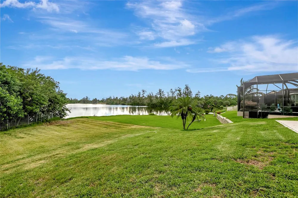 5028 INSHORE LANDING DRIVE Apollo Beach, FL 33572