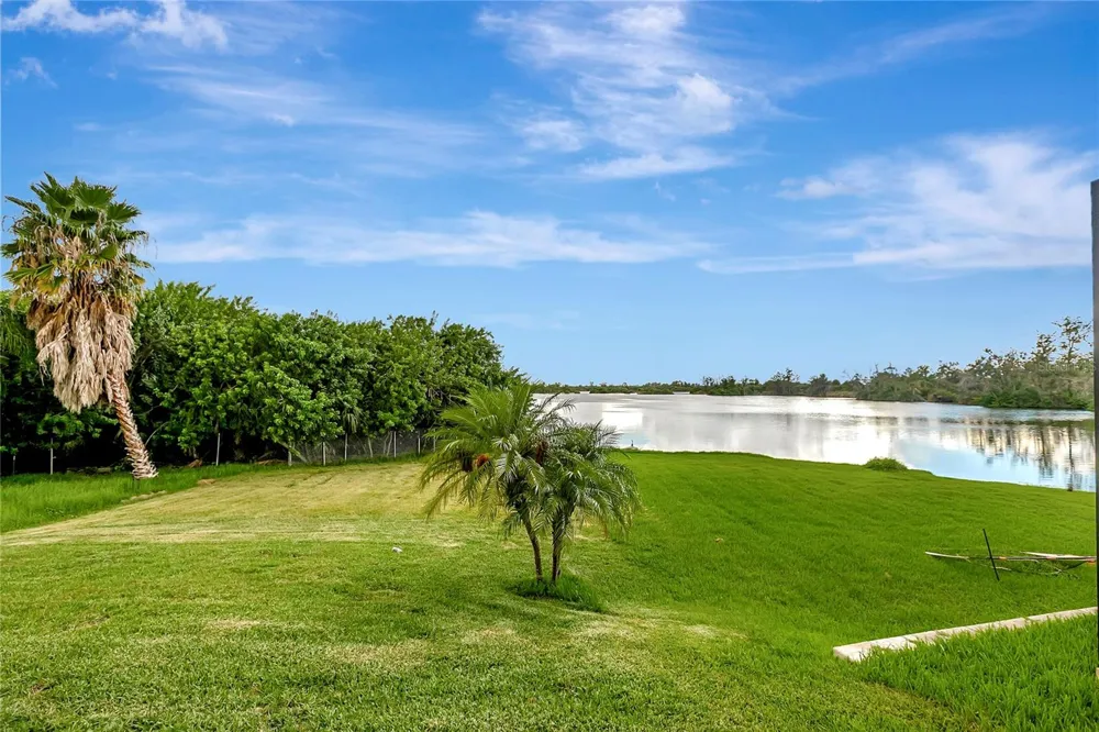 5028 INSHORE LANDING DRIVE Apollo Beach, FL 33572