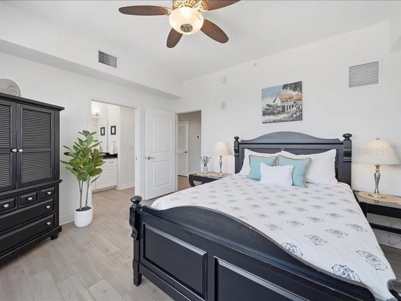 706 BAYWAY BOULEVARD #501 Clearwater, FL 33767