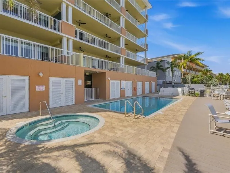 706 BAYWAY BOULEVARD #501 Clearwater, FL 33767