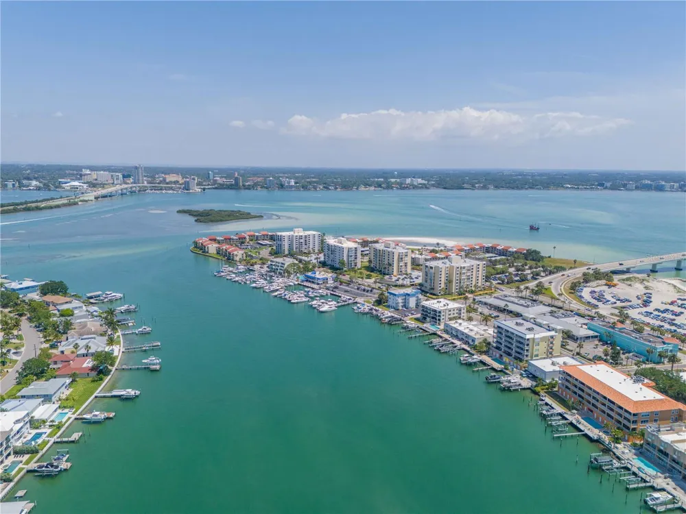 706 BAYWAY BOULEVARD #501 Clearwater, FL 33767