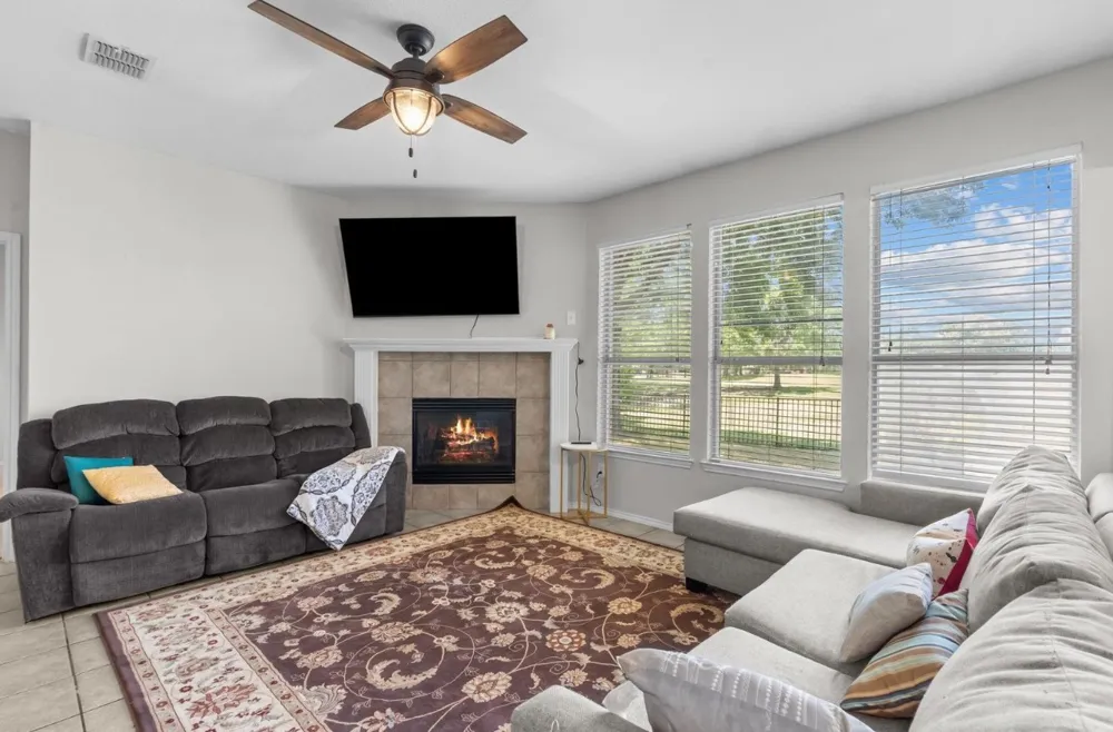 8414 Seafield Lane Rowlett, TX 75089