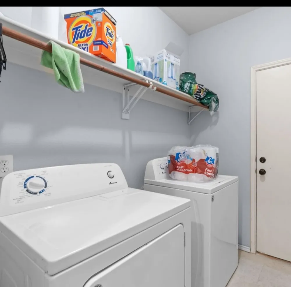 8414 Seafield Lane Rowlett, TX 75089